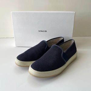 Vince men 8 slip on blue crepe